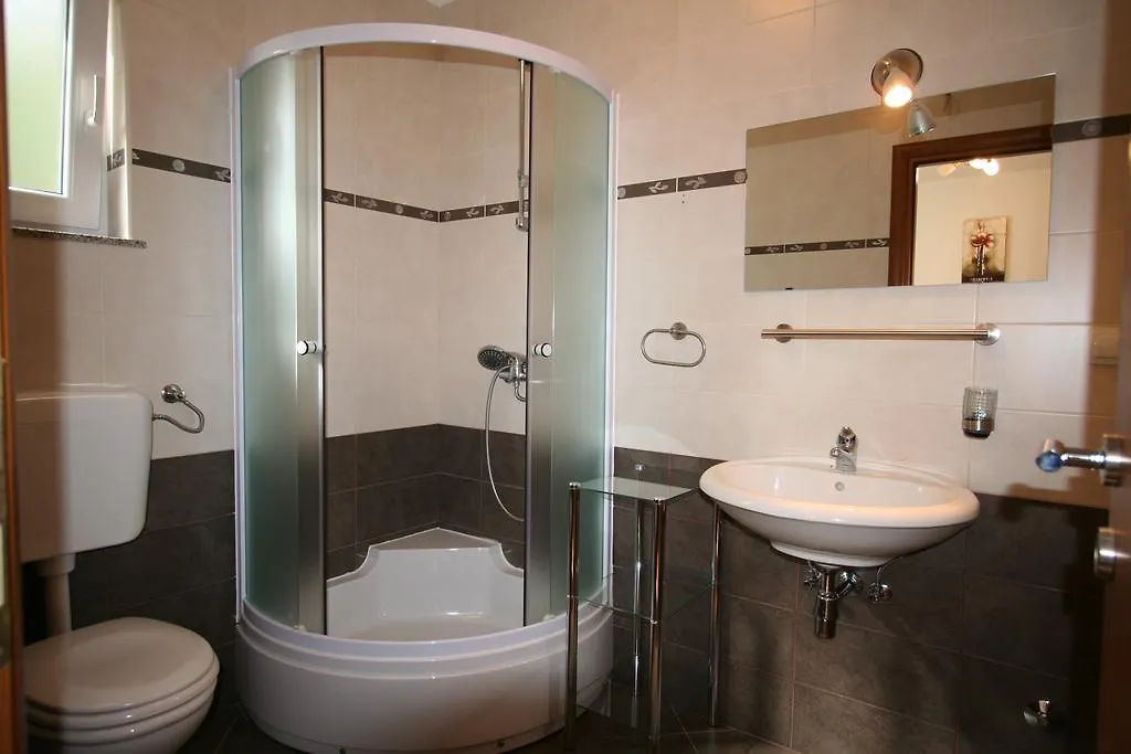 Apartment Mijos Soline