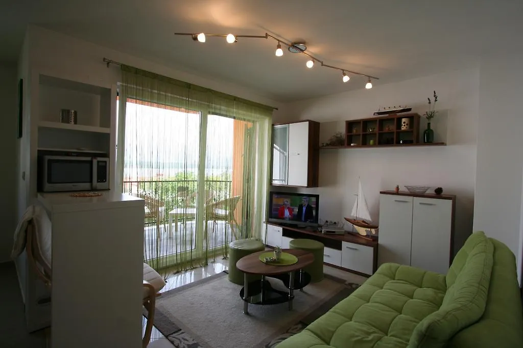 Apartment Mijos Soline   Soline (Krk)