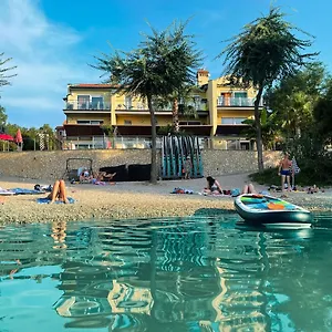  Apartment Soline Bay Seashore