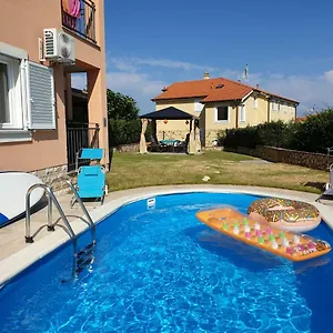  Apartment Mit Pool&garten In Soline, Insel Krk